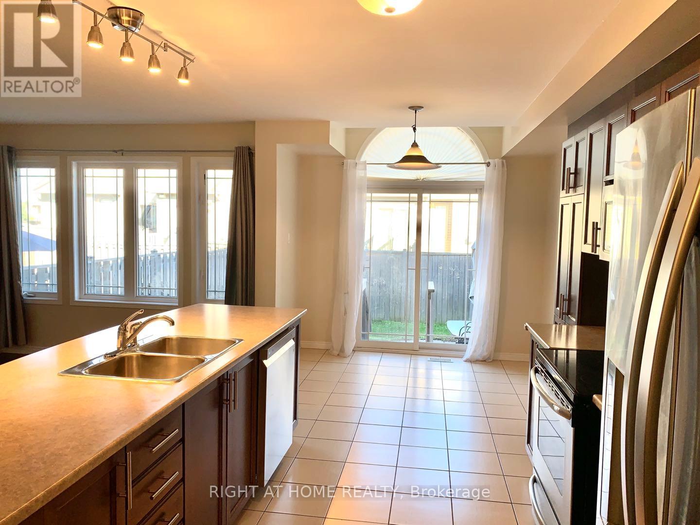 1602 Westhall Way, Ottawa, Ontario  K2M 0G8 - Photo 6 - X13508618