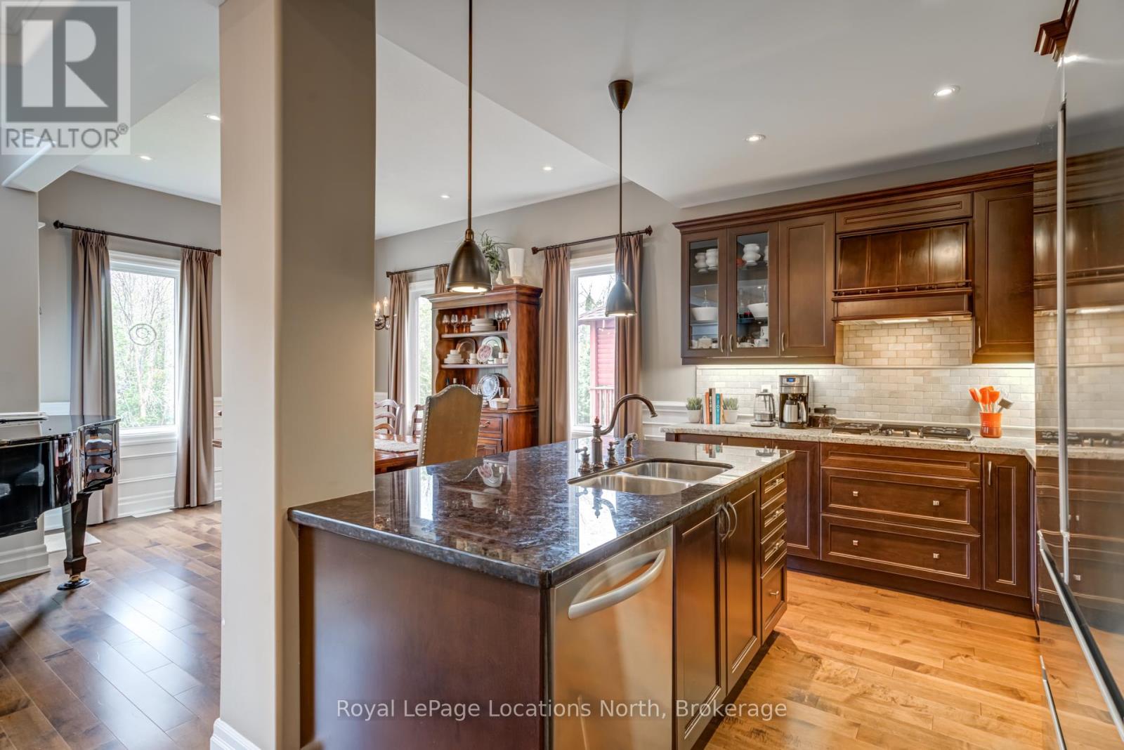 39 Hughes Street, Collingwood, Ontario  L9Y 0W7 - Photo 13 - S13508592