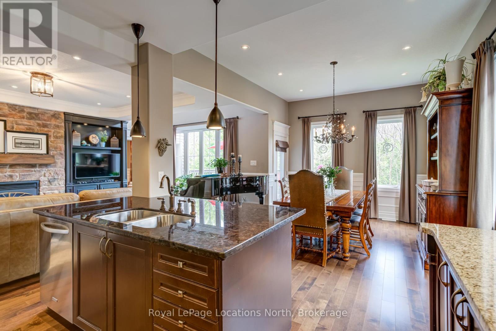 39 Hughes Street, Collingwood, Ontario  L9Y 0W7 - Photo 15 - S13508592