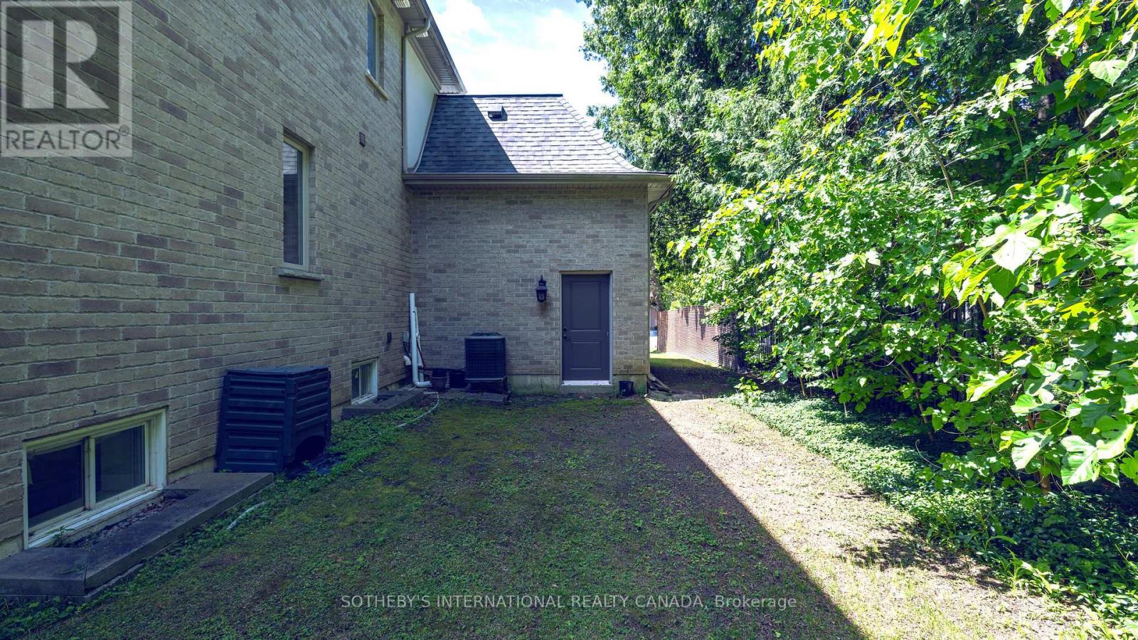 369 Lees Lane, Oakville, Ontario  L6L 4S4 - Photo 44 - W13474166