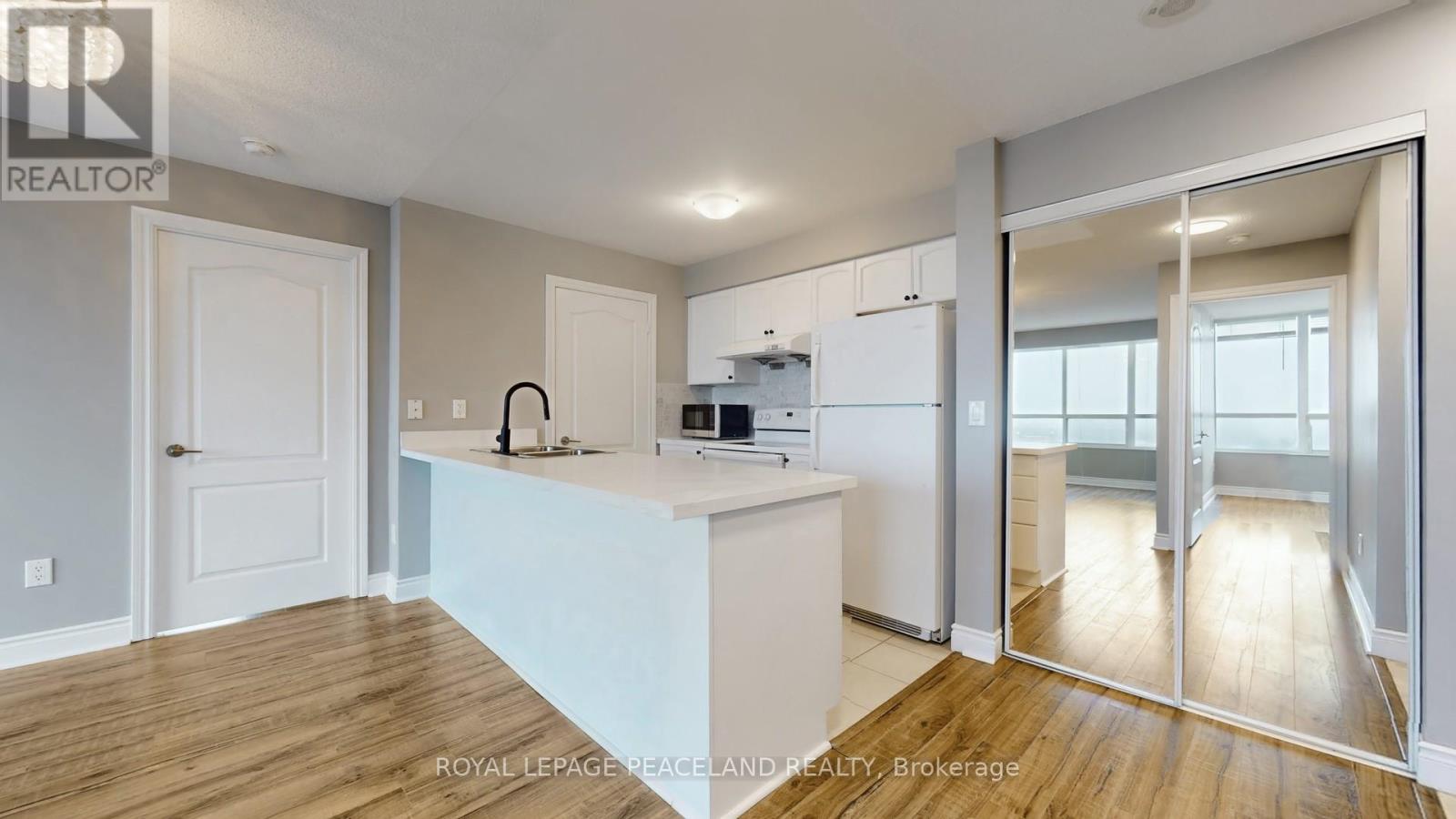 2007 - 60 Brian Harrison Way, Toronto, Ontario  M1P 5J5 - Photo 8 - E13508626