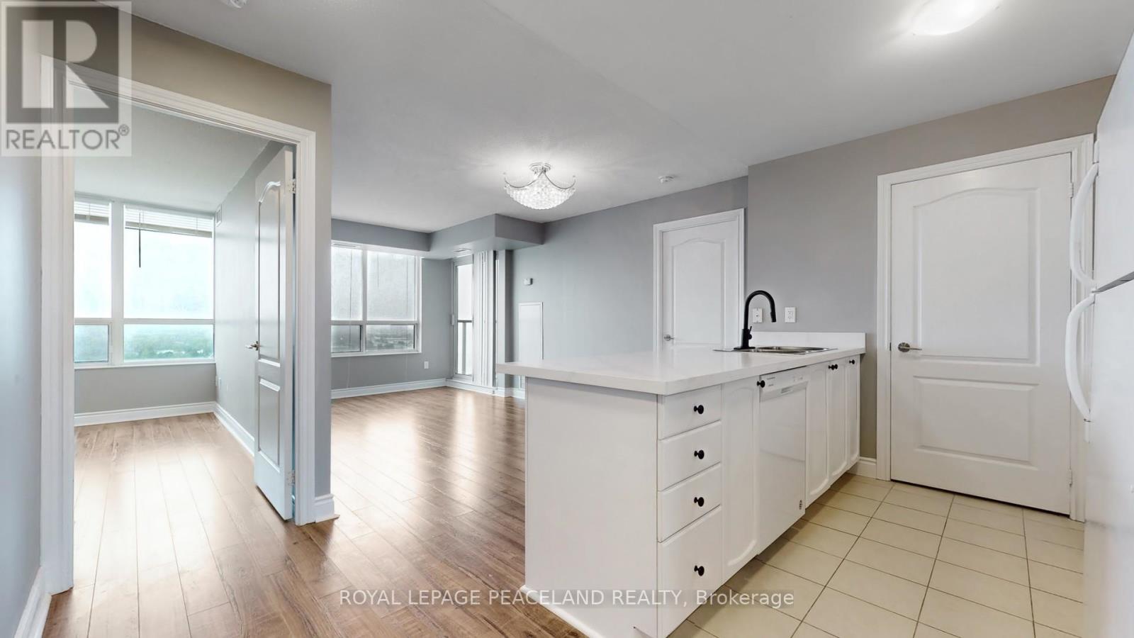 2007 - 60 Brian Harrison Way, Toronto, Ontario  M1P 5J5 - Photo 9 - E13508626