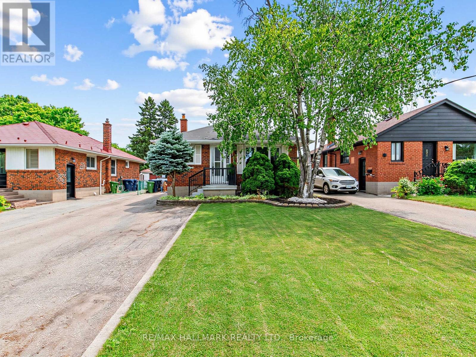 7 PENWORTH ROAD, Toronto, Ontario