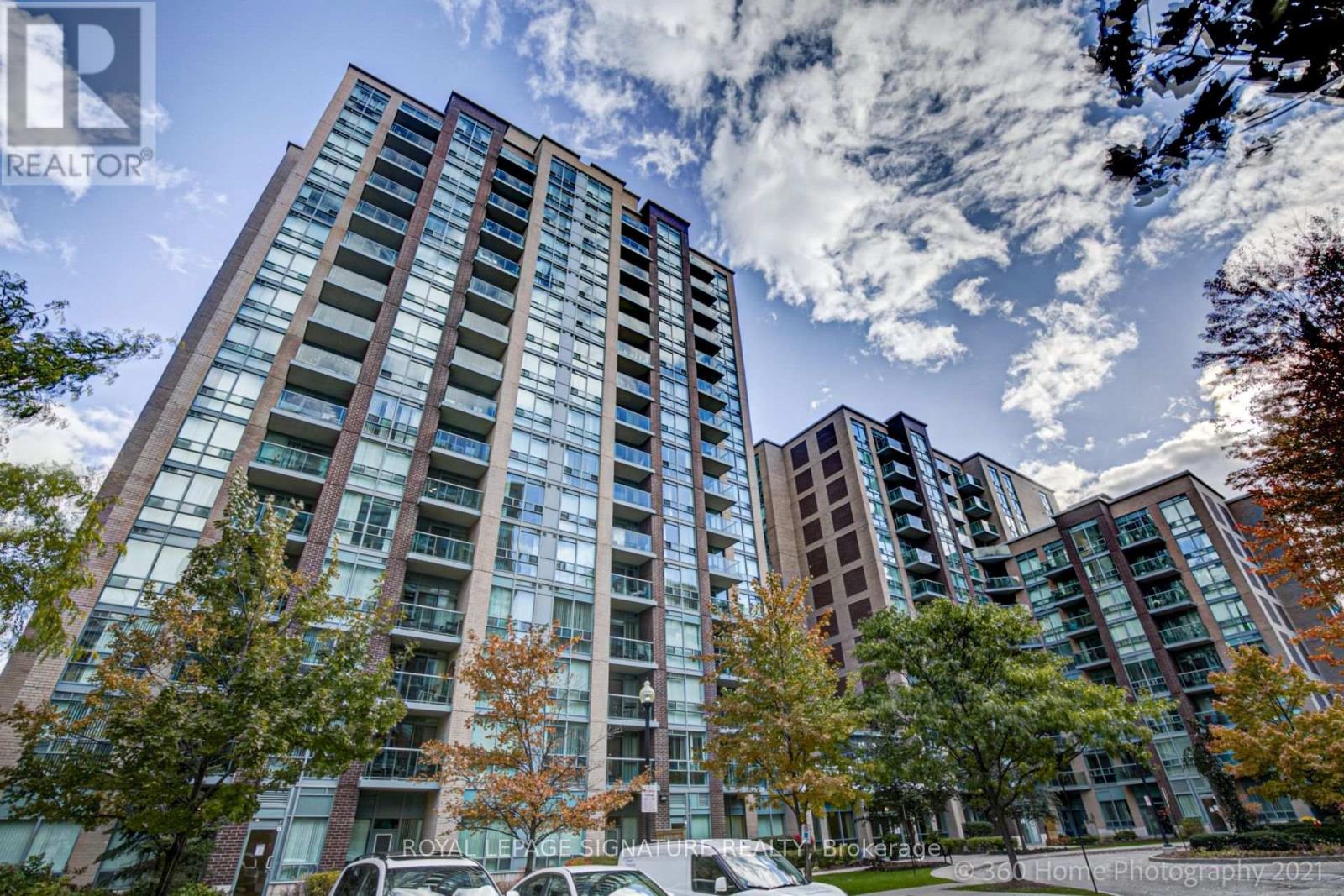 804 - 7 Michael Power Place, Toronto, Ontario  M9A 0A4 - Photo 2 - W13491156