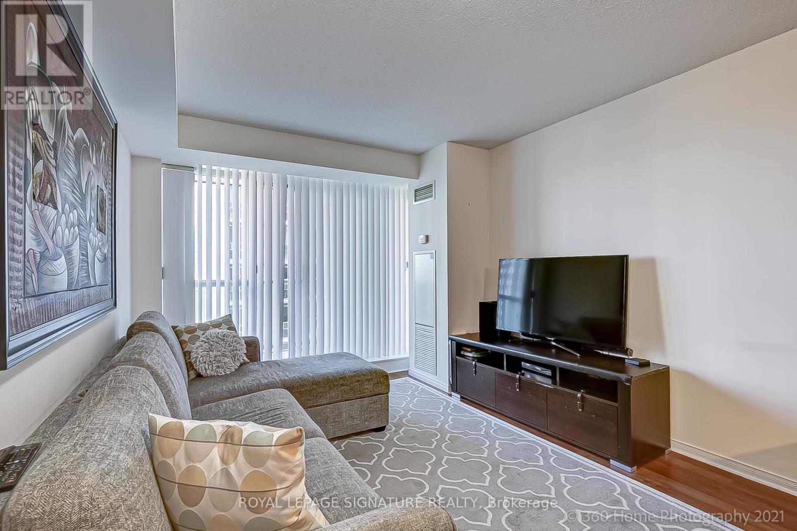 804 - 7 Michael Power Place, Toronto, Ontario  M9A 0A4 - Photo 12 - W13491156