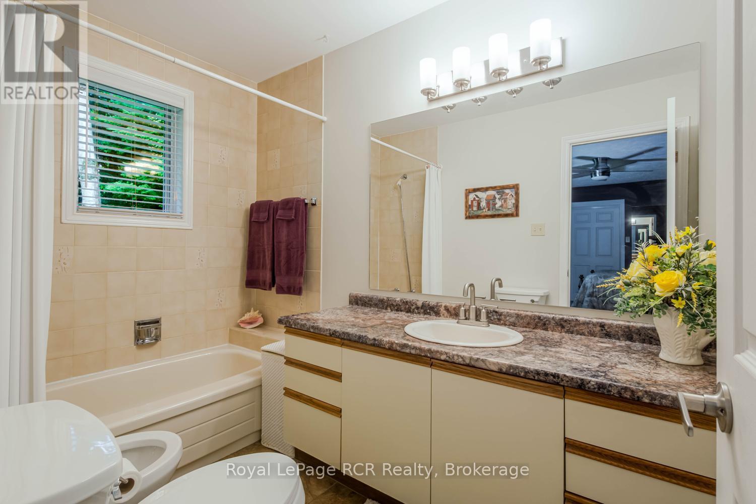 11 Graham Crescent, South Bruce Peninsula, Ontario  N0H 2G0 - Photo 16 - X13467318