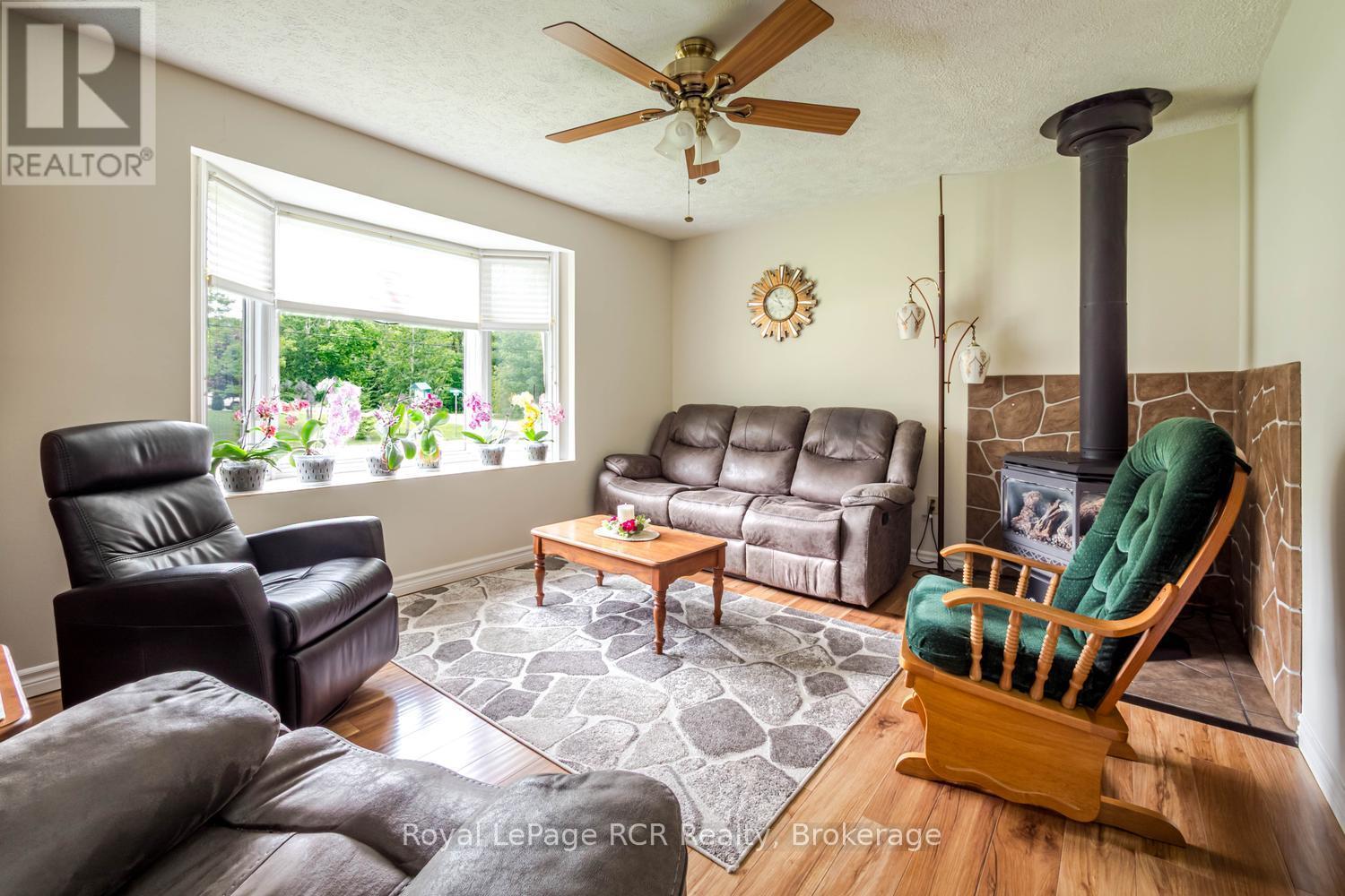 11 Graham Crescent, South Bruce Peninsula, Ontario  N0H 2G0 - Photo 19 - X13467318
