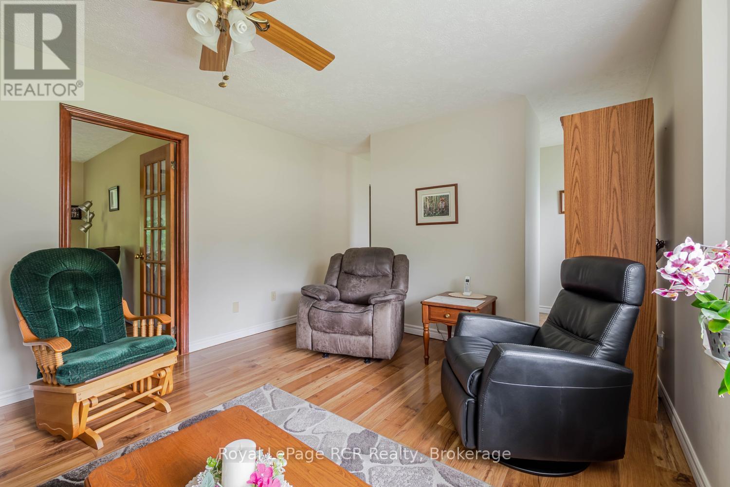 11 Graham Crescent, South Bruce Peninsula, Ontario  N0H 2G0 - Photo 26 - X13467318