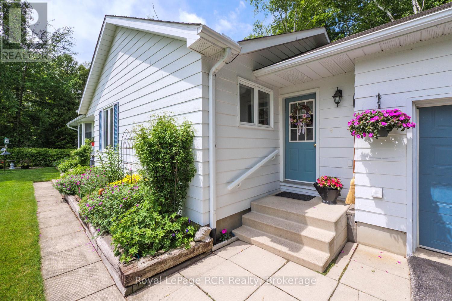 11 Graham Crescent, South Bruce Peninsula, Ontario  N0H 2G0 - Photo 30 - X13467318