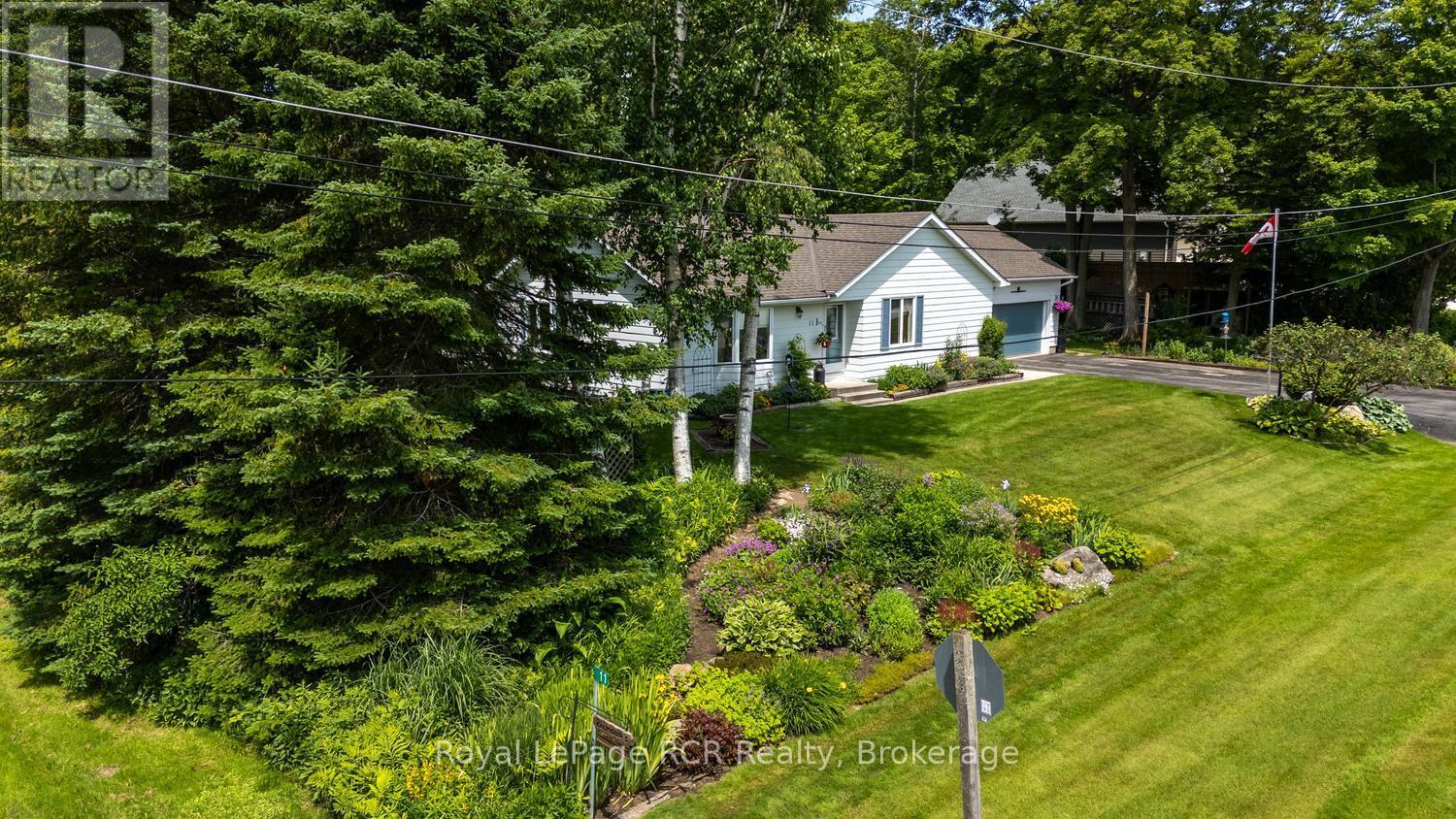 11 Graham Crescent, South Bruce Peninsula, Ontario  N0H 2G0 - Photo 47 - X13467318