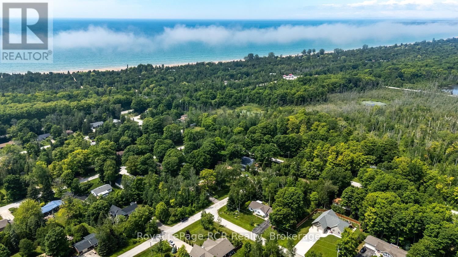 11 Graham Crescent, South Bruce Peninsula, Ontario  N0H 2G0 - Photo 38 - X13467318