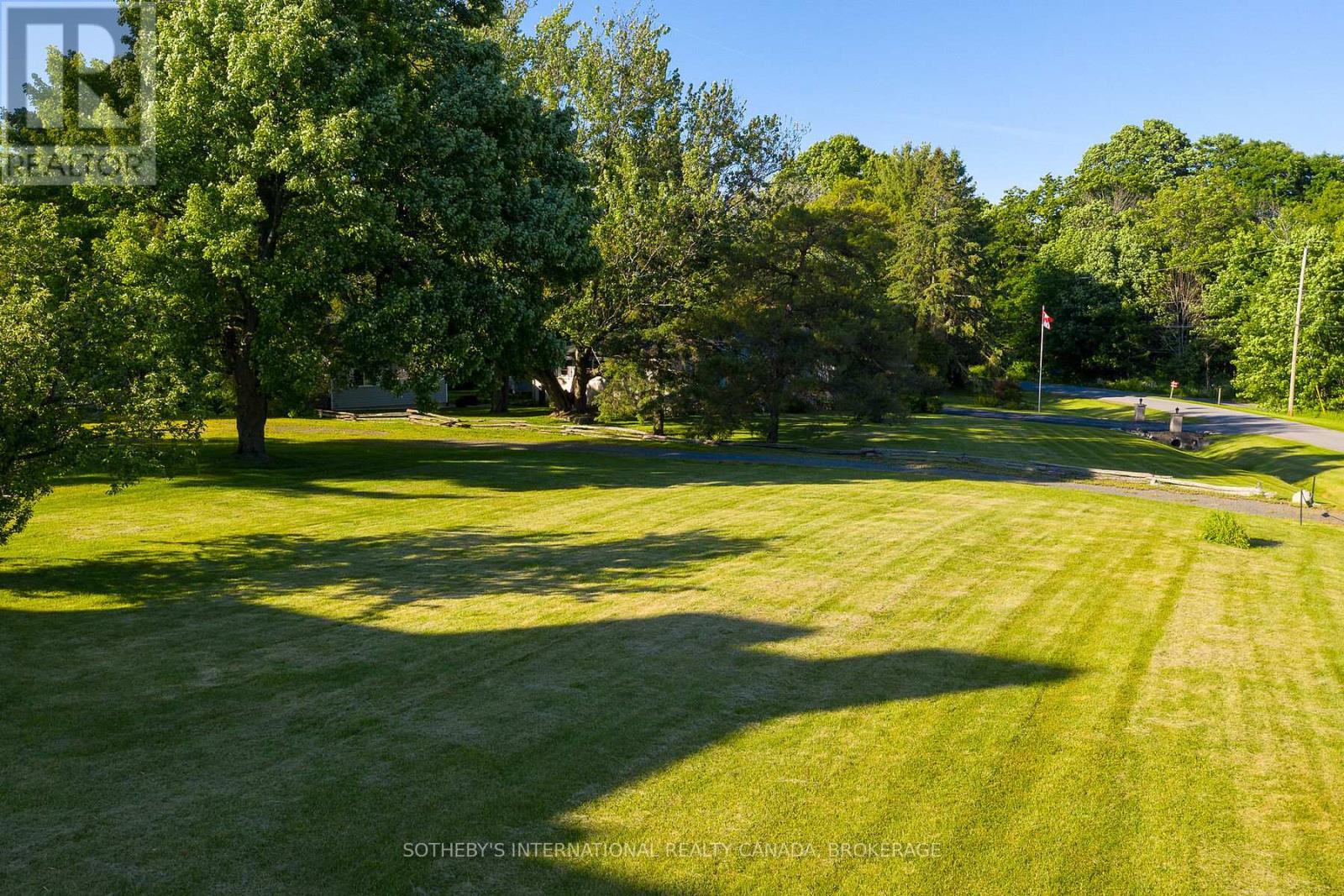 4 Starr Place, Kingston, Ontario  K7L 4V1 - Photo 5 - X13508728