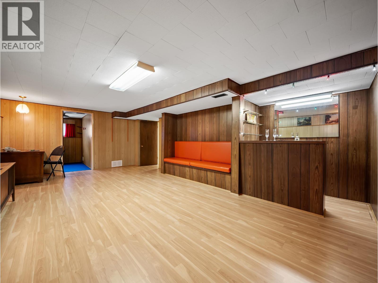 7766 Davies Street, Burnaby, British Columbia  V3N 3H4 - Photo 32 - R3128012