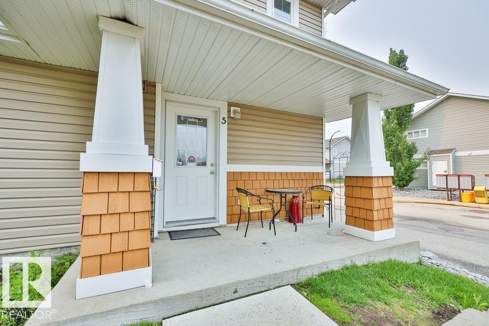 #5 70 Cavan Rd, Sherwood Park, Alberta  T8H 2W9 - Photo 3 - E4496516