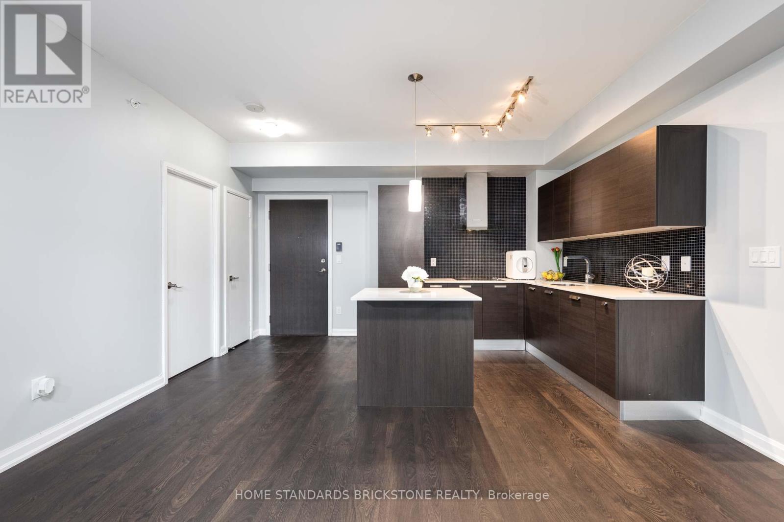 2304 - 9 Bogert Avenue, Toronto, Ontario  M2N 5M6 - Photo 2 - C13508788