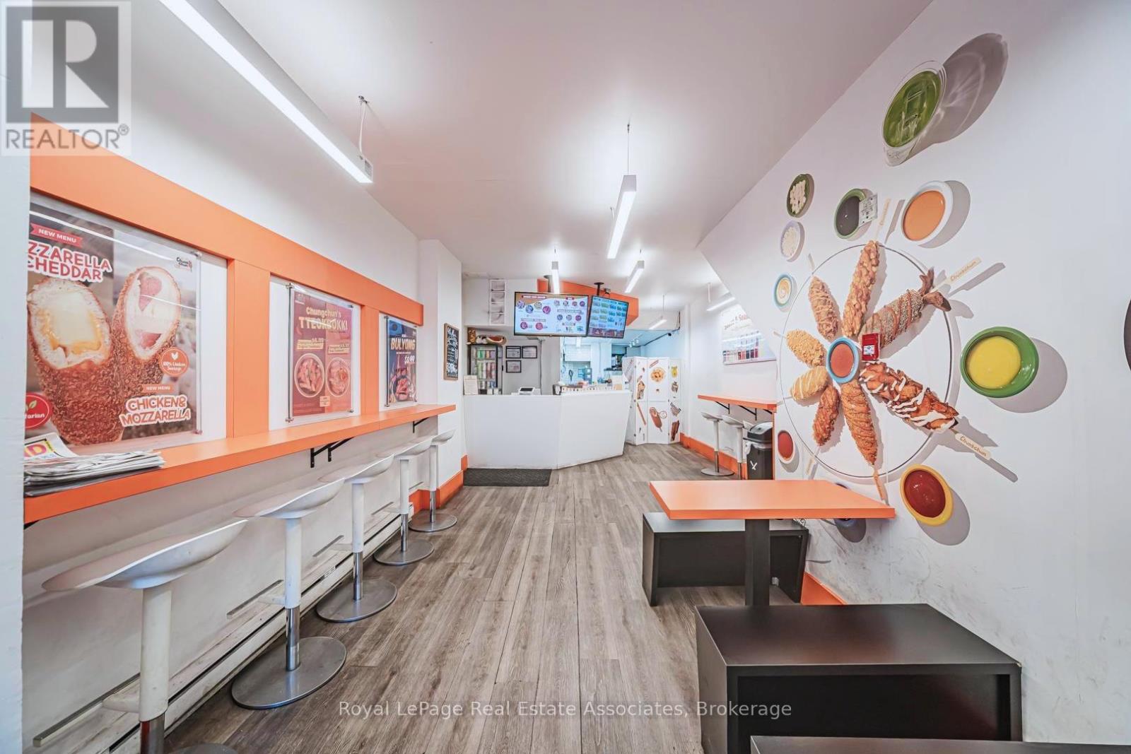 582 Yonge Street, Toronto, Ontario  M4Y 1Z3 - Photo 6 - C13508840