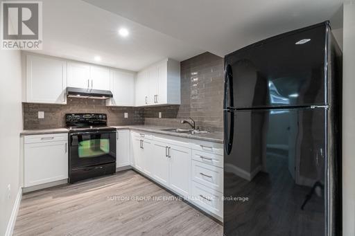 240 Wellington Street E, Barrie, Ontario  L4M 2E3 - Photo 8 - S13508732