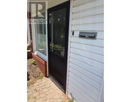 240 WELLINGTON STREET E, Barrie, Ontario