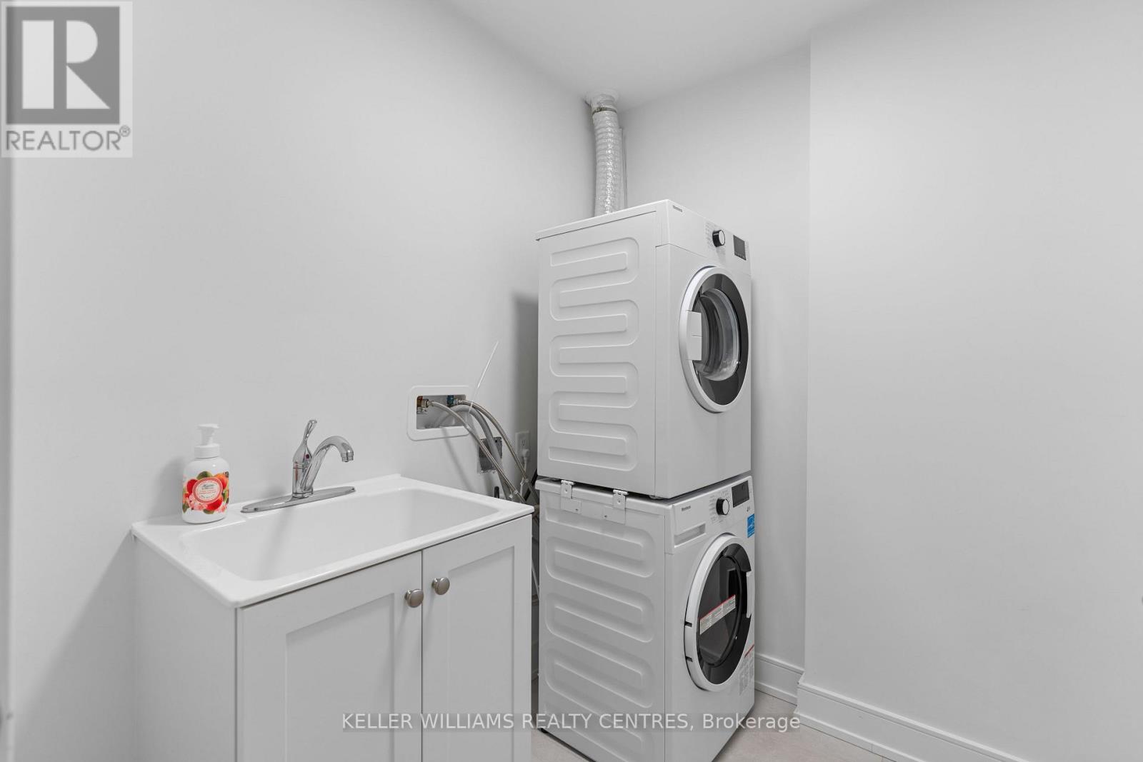 621 - 185 Dunlop Street E, Barrie (Lakeshore), Ontario  L4M 0L7 - Photo 4 - S13508862