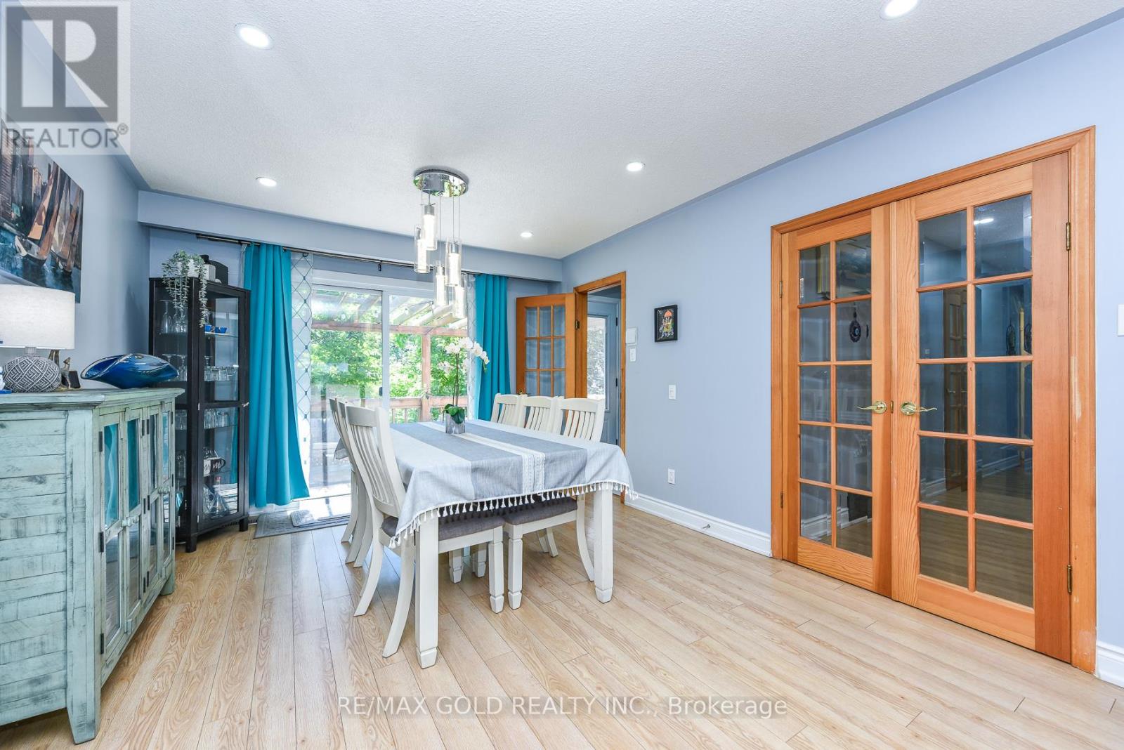 18 Drury Crescent, Brampton, Ontario  L6T 1L2 - Photo 12 - W13508880