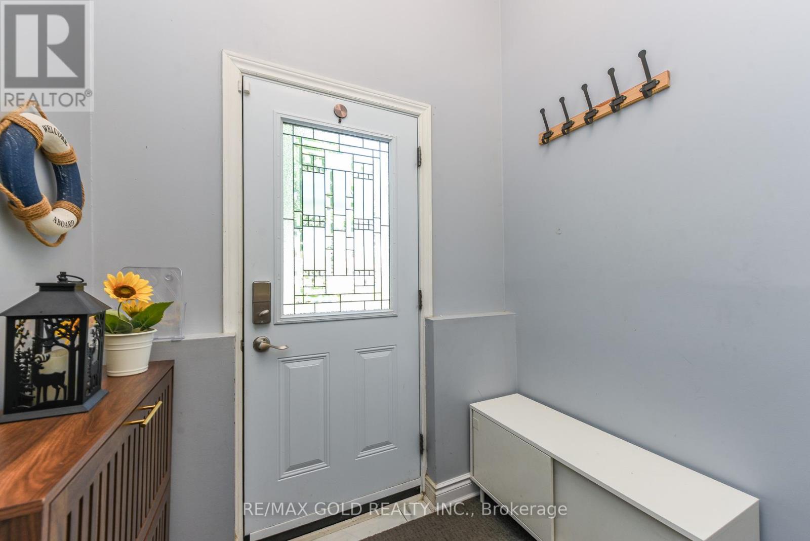 18 Drury Crescent, Brampton, Ontario  L6T 1L2 - Photo 8 - W13508880