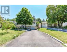 18 DRURY CRESCENT, Brampton, Ontario
