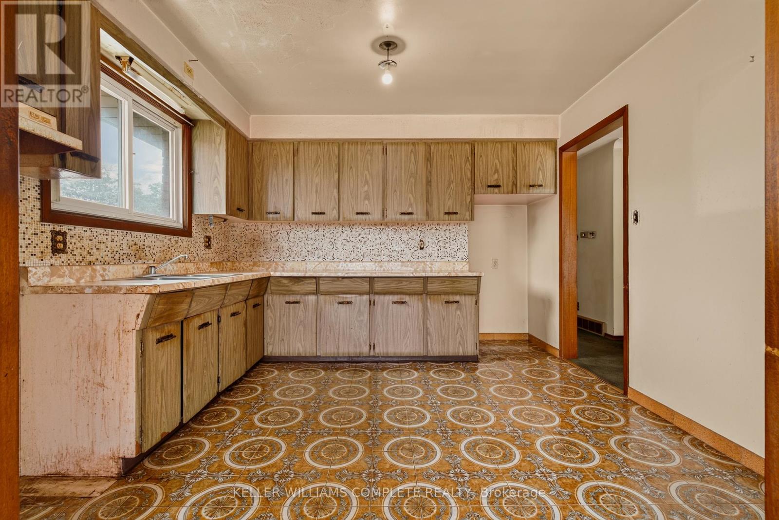 34 Windrush Crescent, Hamilton, Ontario  L8V 2K8 - Photo 20 - X13508754