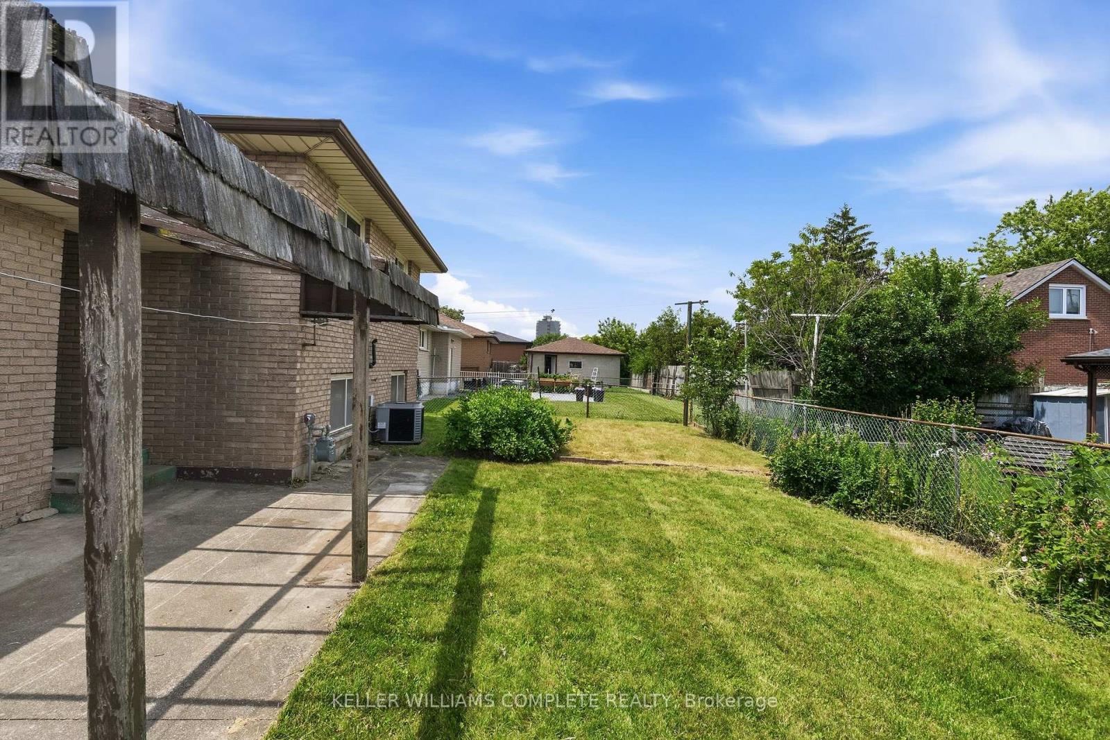 34 Windrush Crescent, Hamilton, Ontario  L8V 2K8 - Photo 5 - X13508754