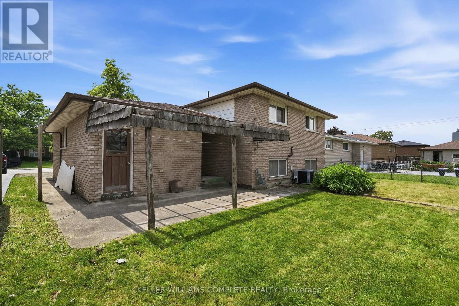 34 Windrush Crescent, Hamilton, Ontario  L8V 2K8 - Photo 6 - X13508754