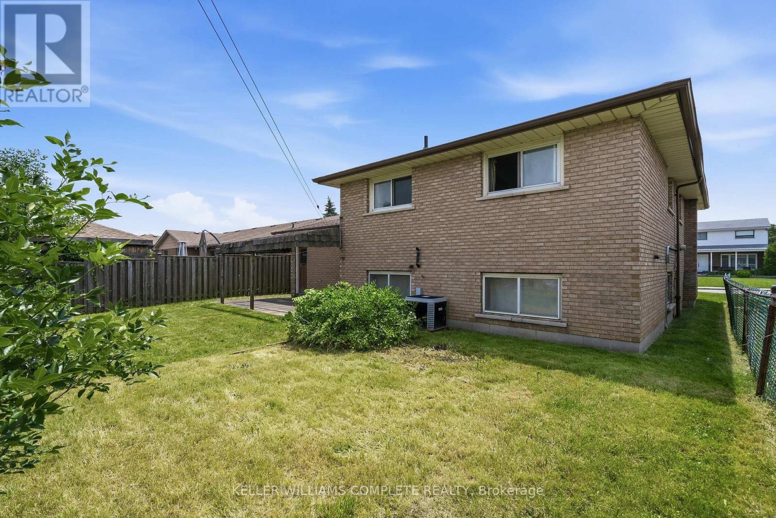34 Windrush Crescent, Hamilton, Ontario  L8V 2K8 - Photo 7 - X13508754