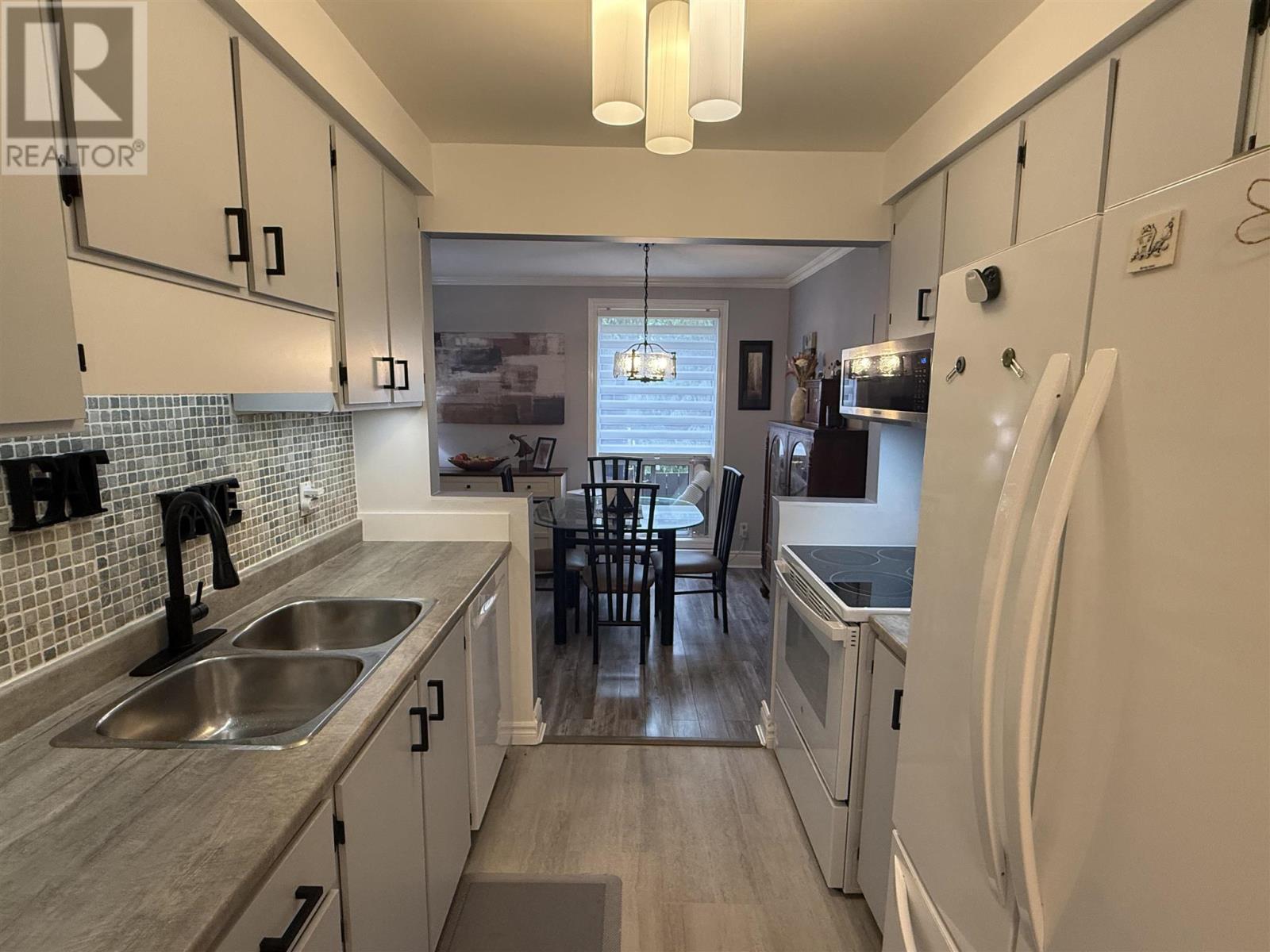 29 Capital Pl, Elliot Lake, Ontario  P5A 2P8 - Photo 14 - SM261666