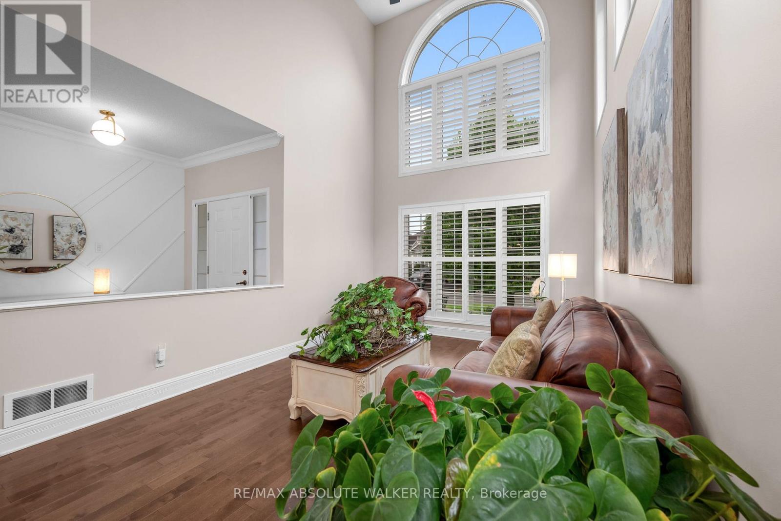 245 Lucinda Crescent, Ottawa, Ontario  K1W 0A1 - Photo 11 - X13501168