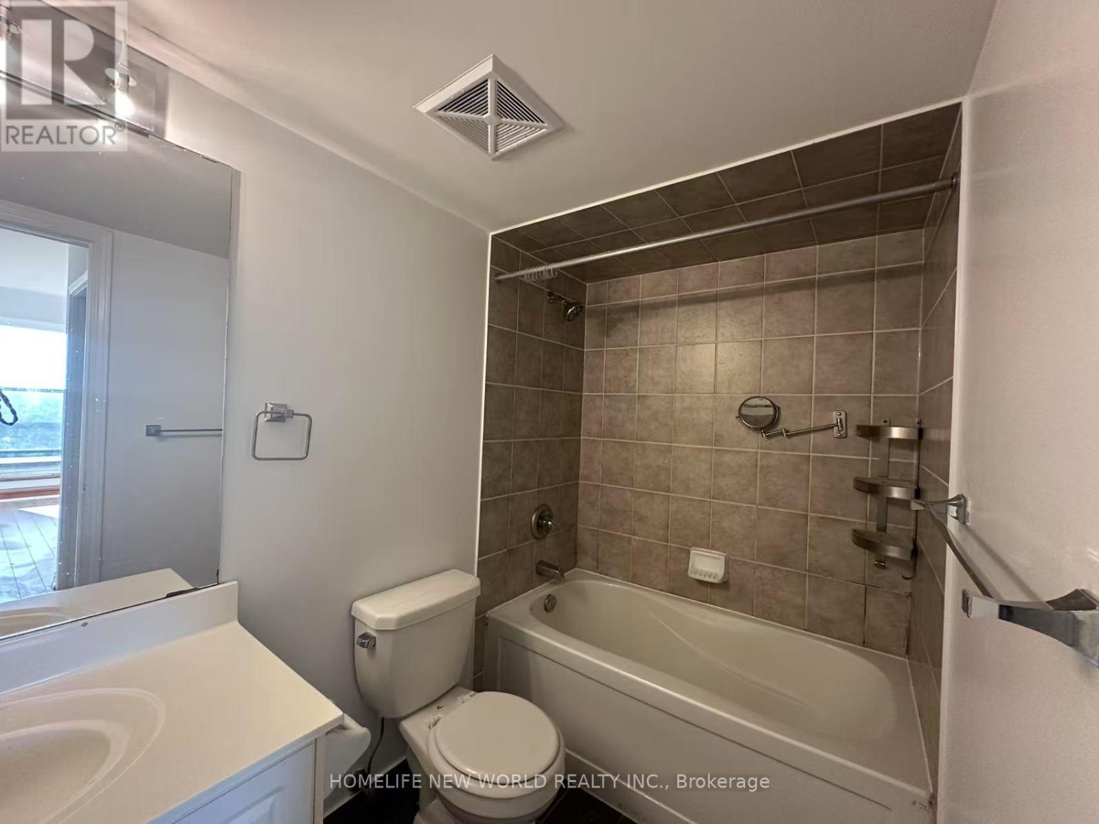 1126 - 18 Harding Boulevard, Richmond Hill, Ontario L4C 0T3 - Photo 9 - N13508946