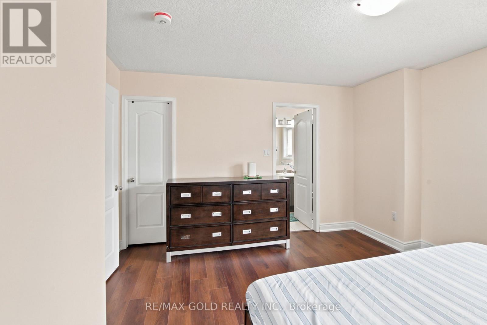 40 Sussexvale Drive, Brampton, Ontario  L6R 3R5 - Photo 19 - W13508888