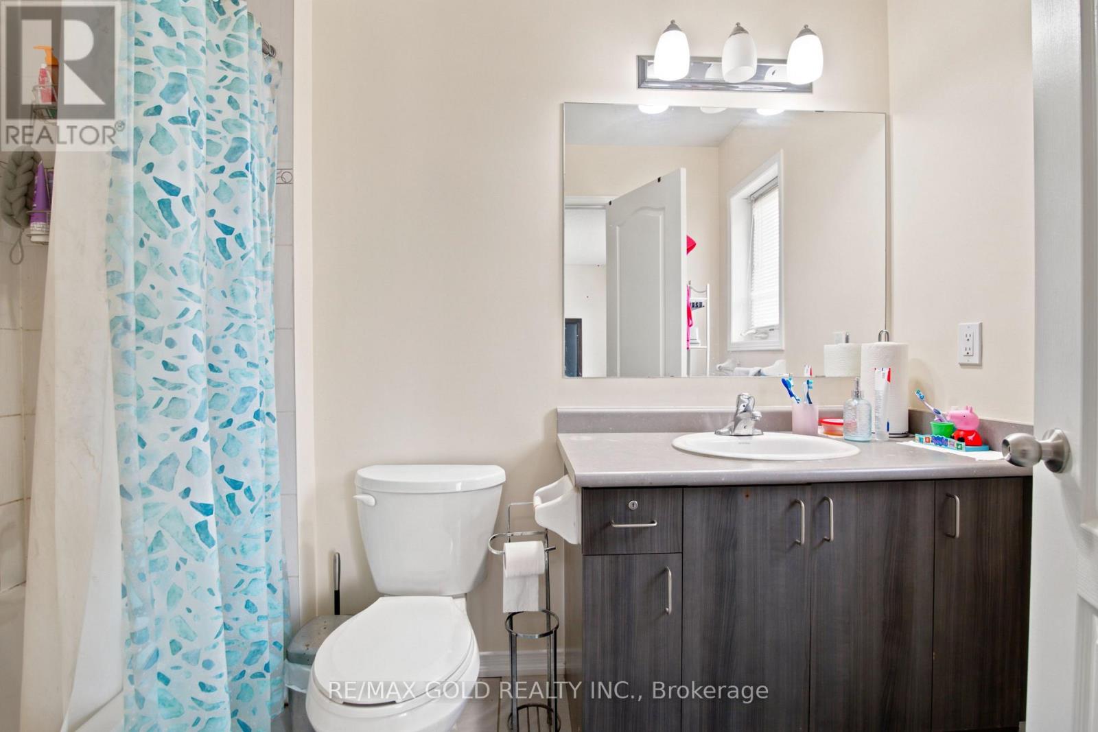 40 Sussexvale Drive, Brampton, Ontario  L6R 3R5 - Photo 21 - W13508888
