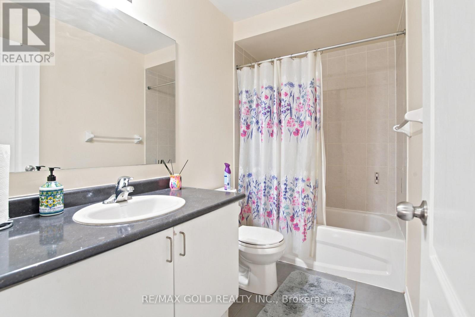 40 Sussexvale Drive, Brampton, Ontario  L6R 3R5 - Photo 24 - W13508888
