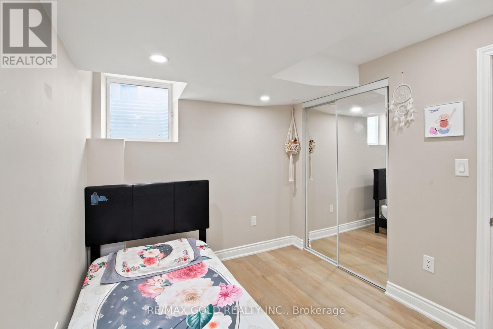 40 Sussexvale Drive, Brampton, Ontario  L6R 3R5 - Photo 44 - W13508888