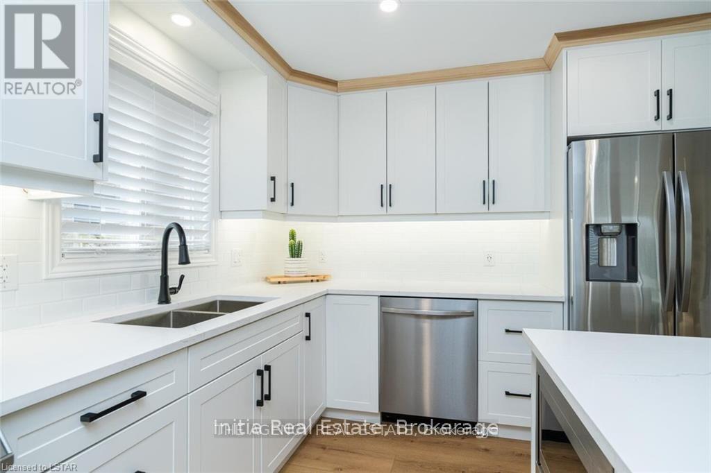 940 Mapleridge Street, London North, Ontario  N6H 0A6 - Photo 11 - X13508904