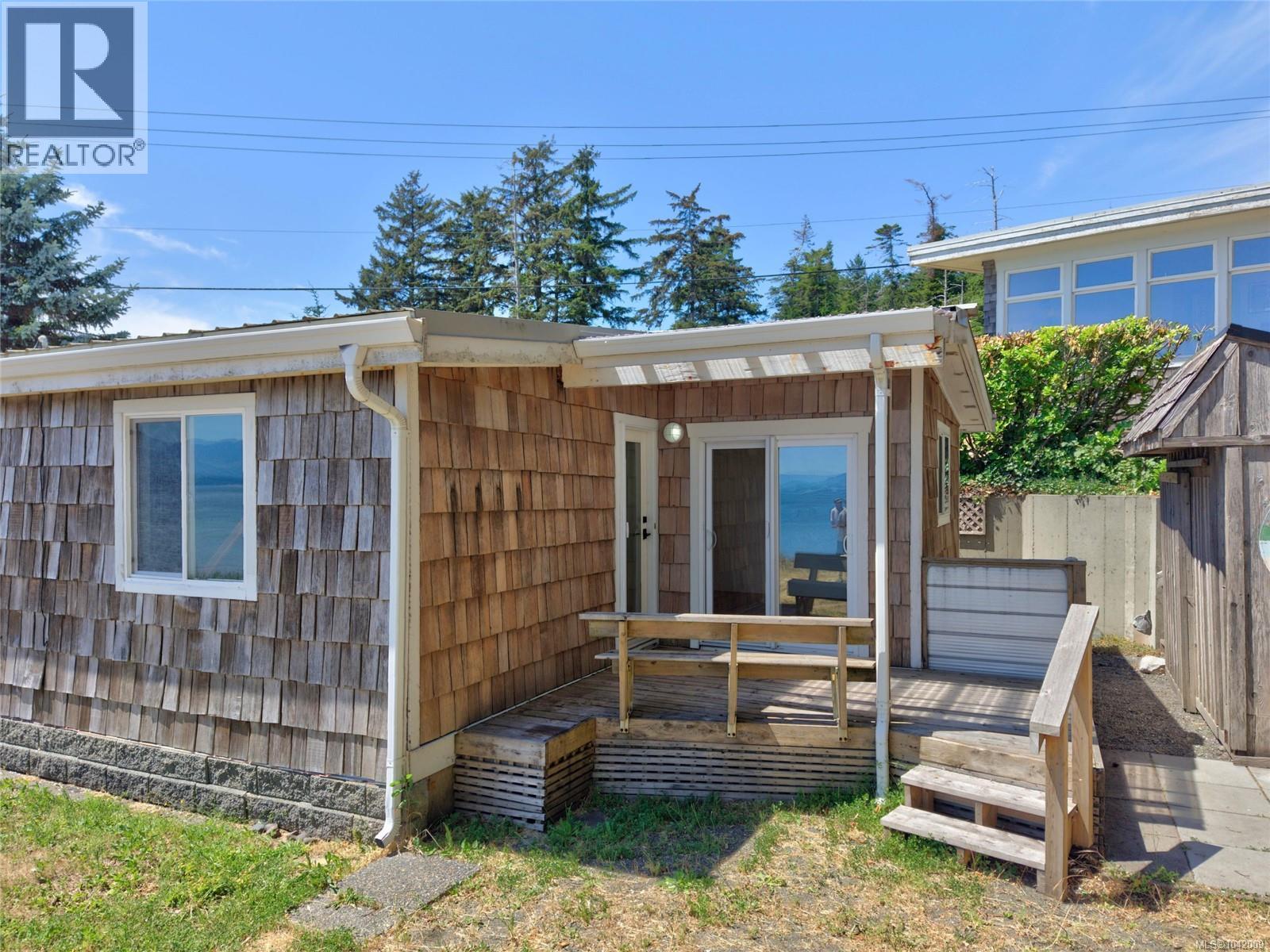343 Lazo Rd, Comox, British Columbia  V9M 3T9 - Photo 40 - 1042009