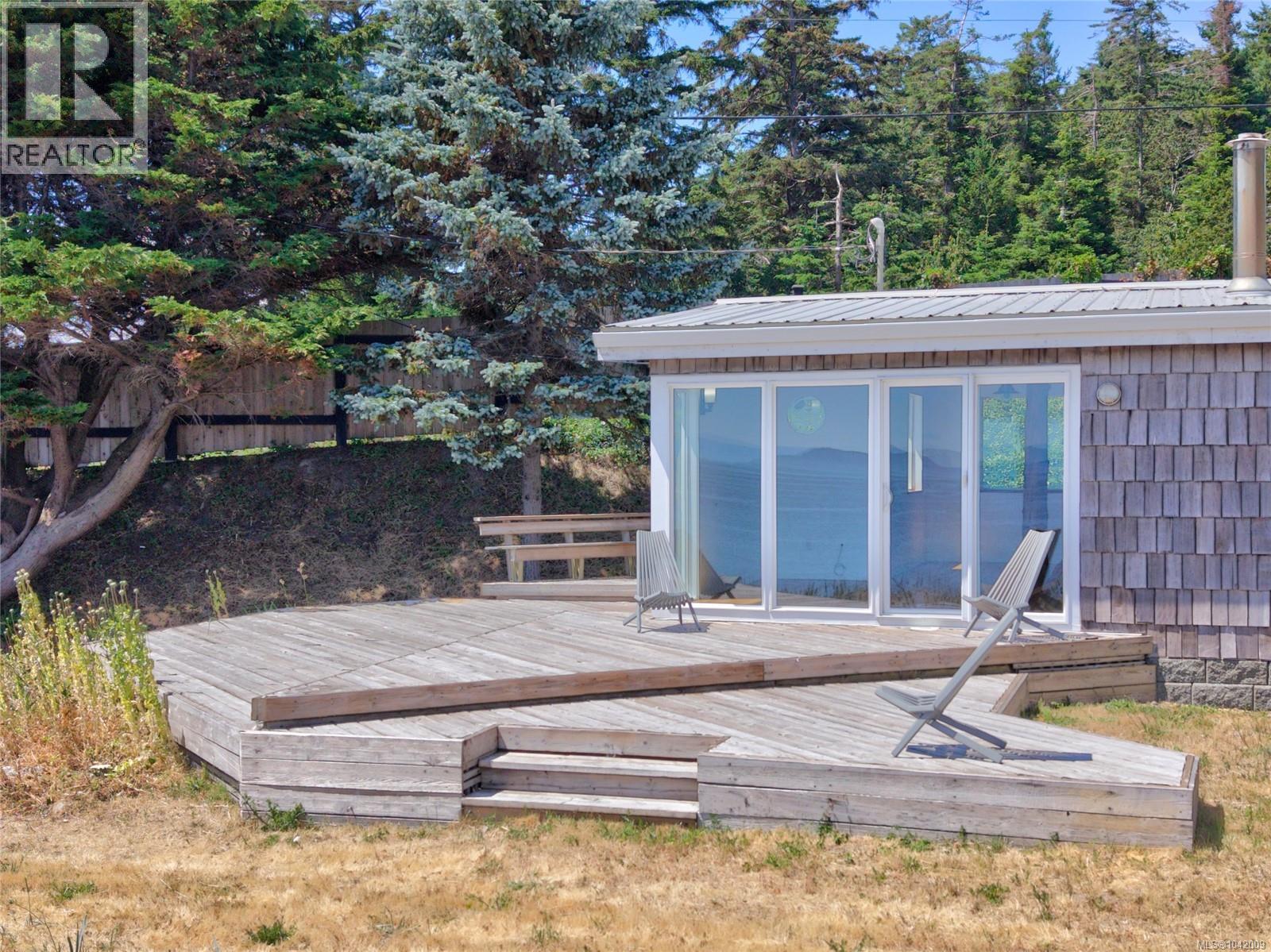 343 Lazo Rd, Comox, British Columbia  V9M 3T9 - Photo 71 - 1042009