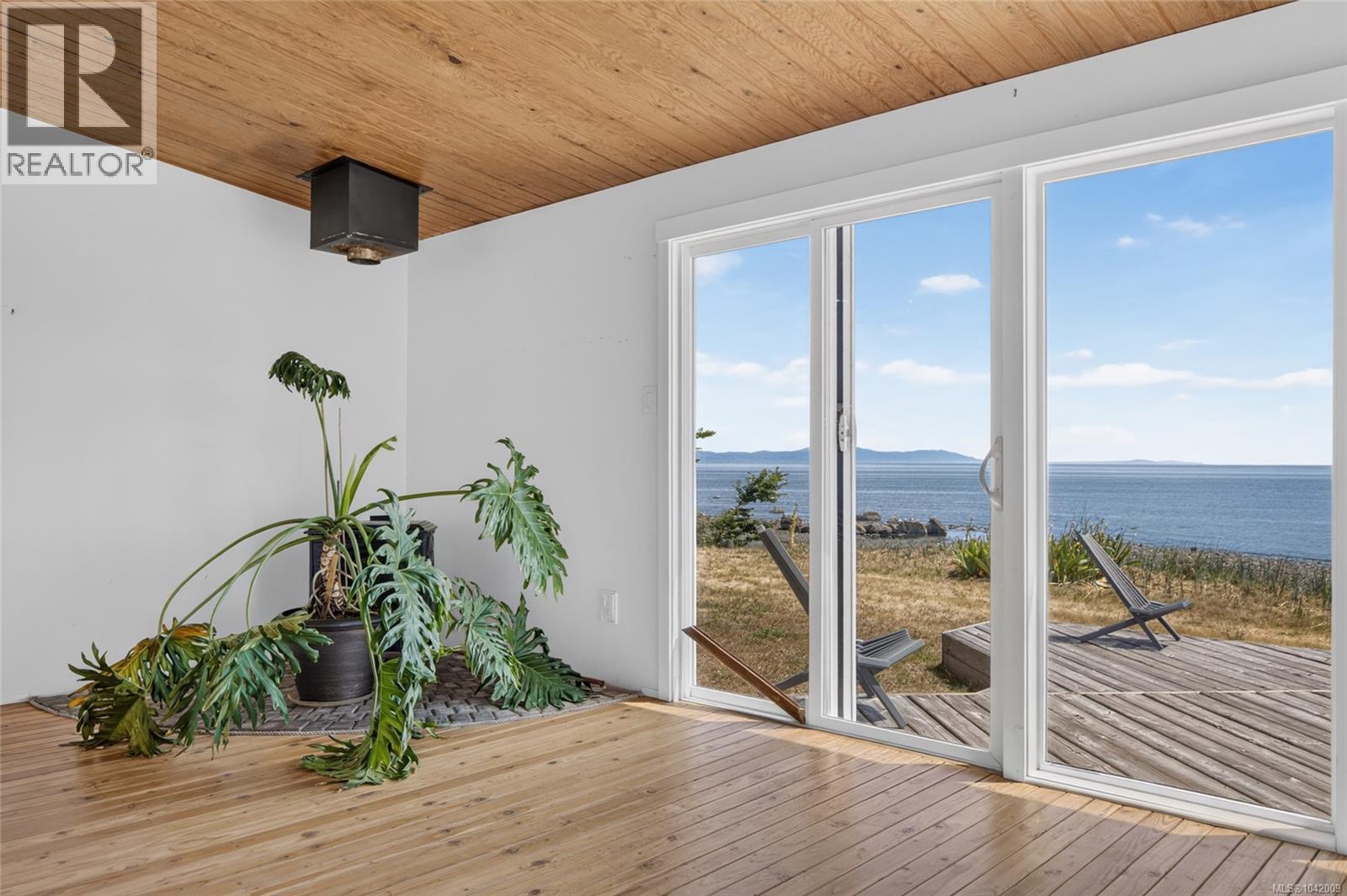 343 Lazo Rd, Comox, British Columbia  V9M 3T9 - Photo 82 - 1042009