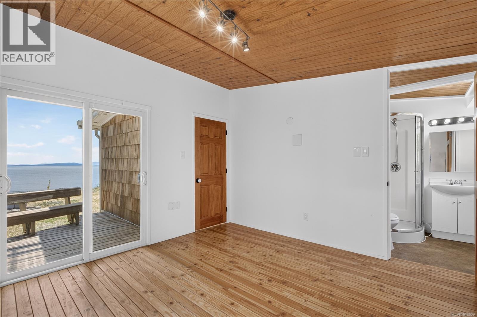 343 Lazo Rd, Comox, British Columbia  V9M 3T9 - Photo 85 - 1042009