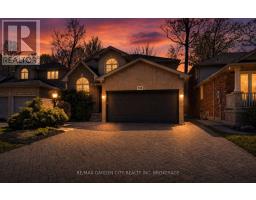 734 BRIGADOON DRIVE, Hamilton, Ontario
