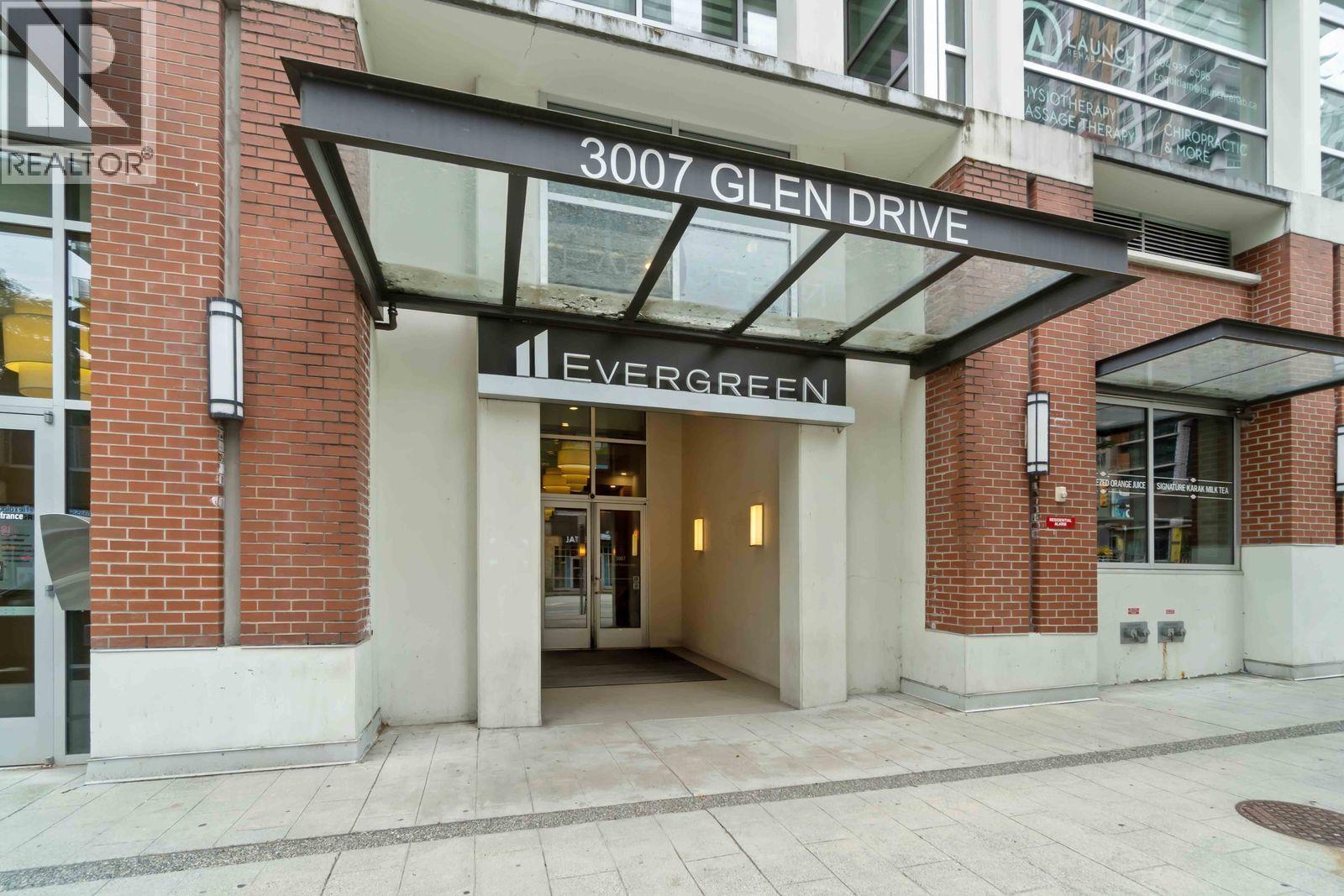 1608 3007 Glen Drive, Coquitlam, British Columbia  V3B 0L8 - Photo 3 - R3141606