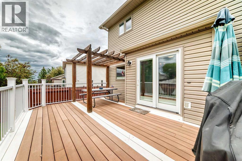 383 Edgebrook Rise Nw, Calgary, Alberta  T3A 5J8 - Photo 44 - A2325638