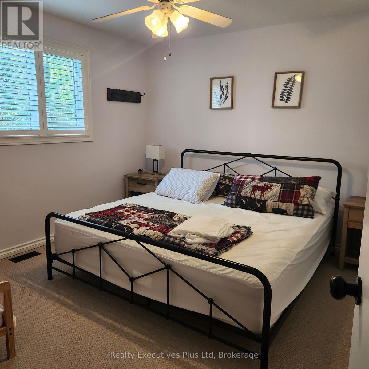 21 Ivy Lane, Tiny, Ontario  L0L 2J0 - Photo 10 - S13508972