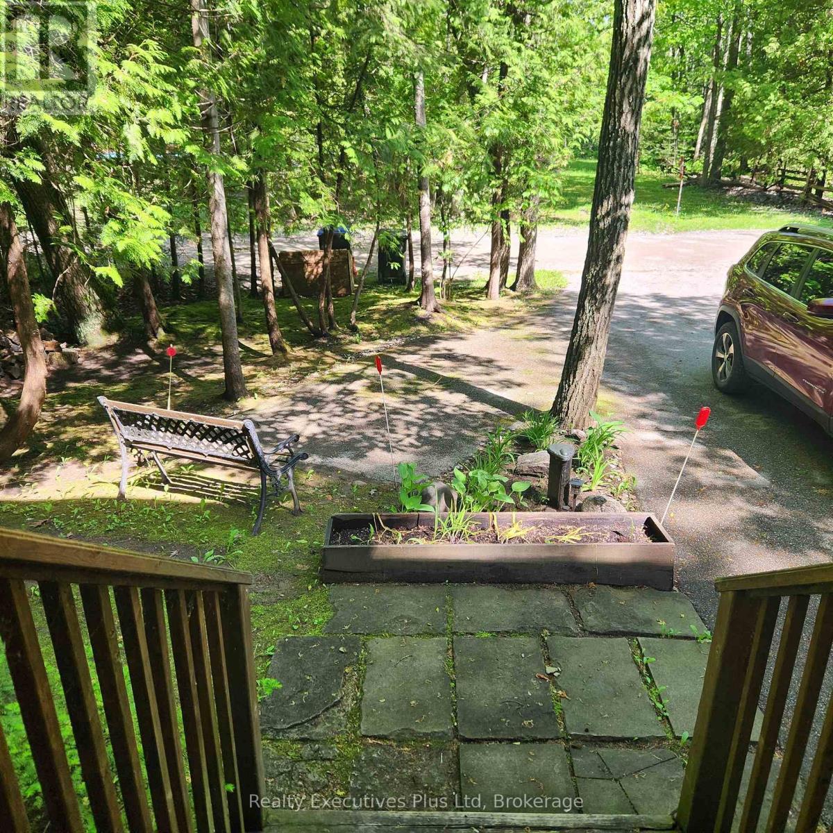 21 Ivy Lane, Tiny, Ontario  L0L 2J0 - Photo 2 - S13508972