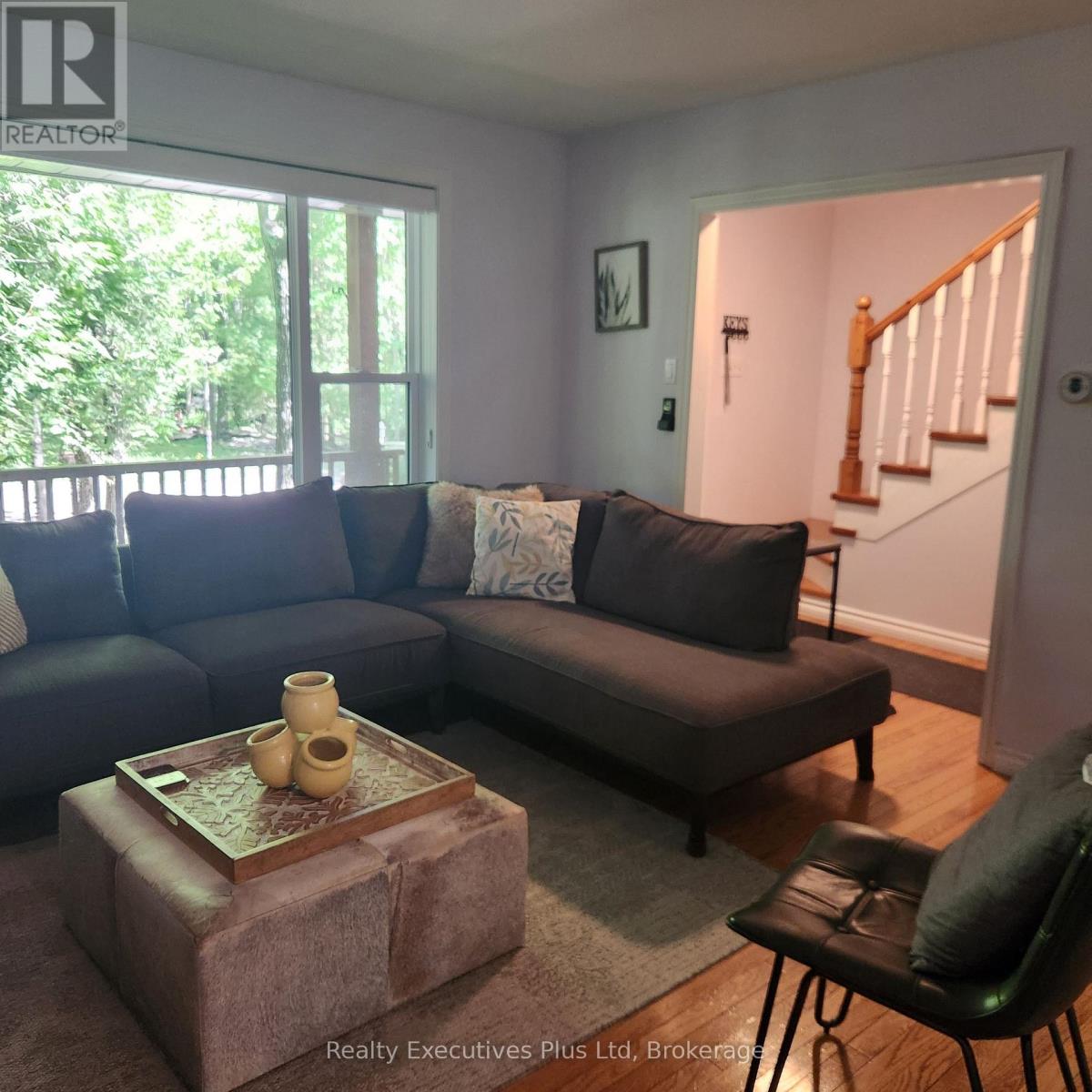 21 Ivy Lane, Tiny, Ontario  L0L 2J0 - Photo 4 - S13508972