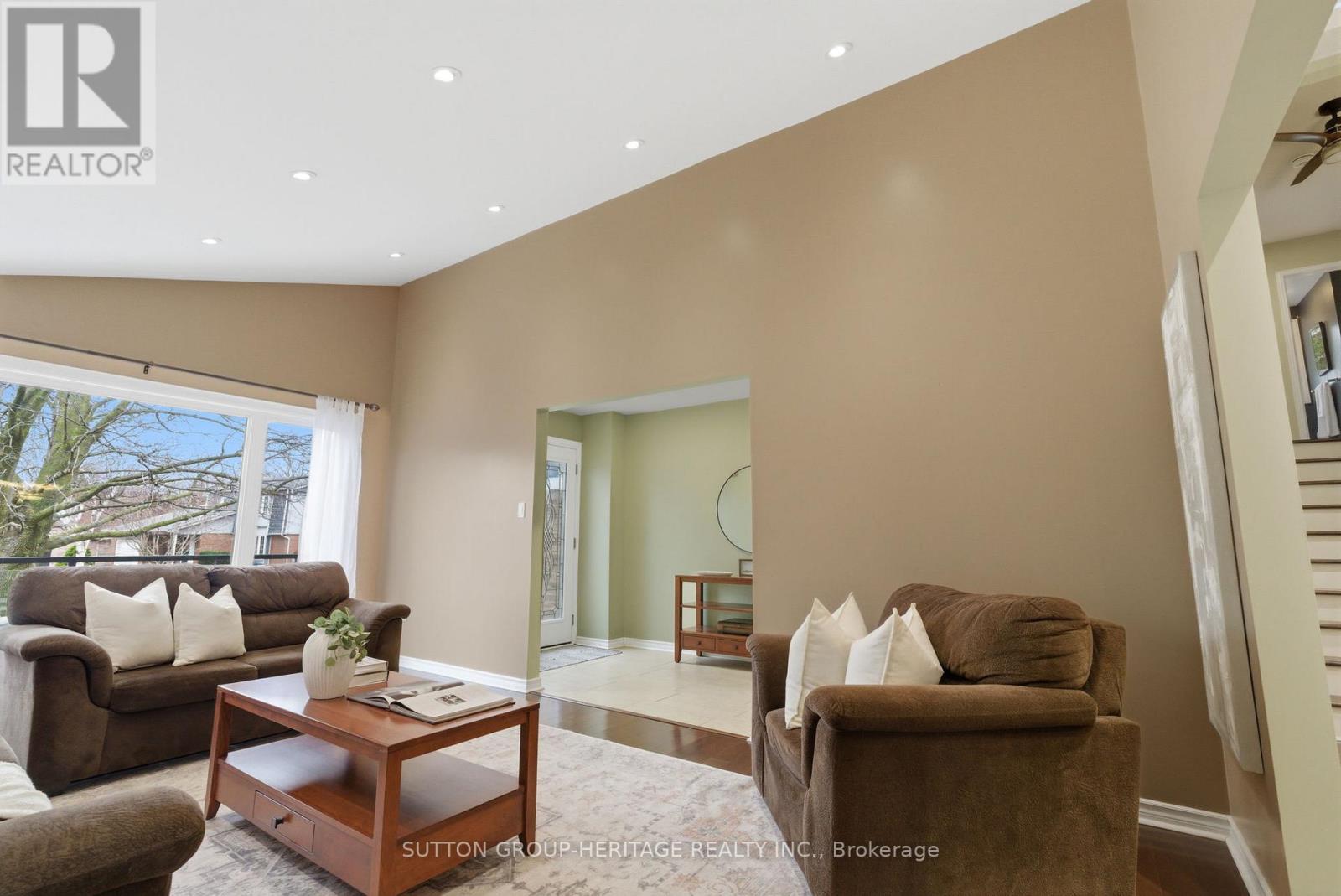1886 Malden Crescent, Pickering, Ontario  L1V 3G4 - Photo 16 - E13226722