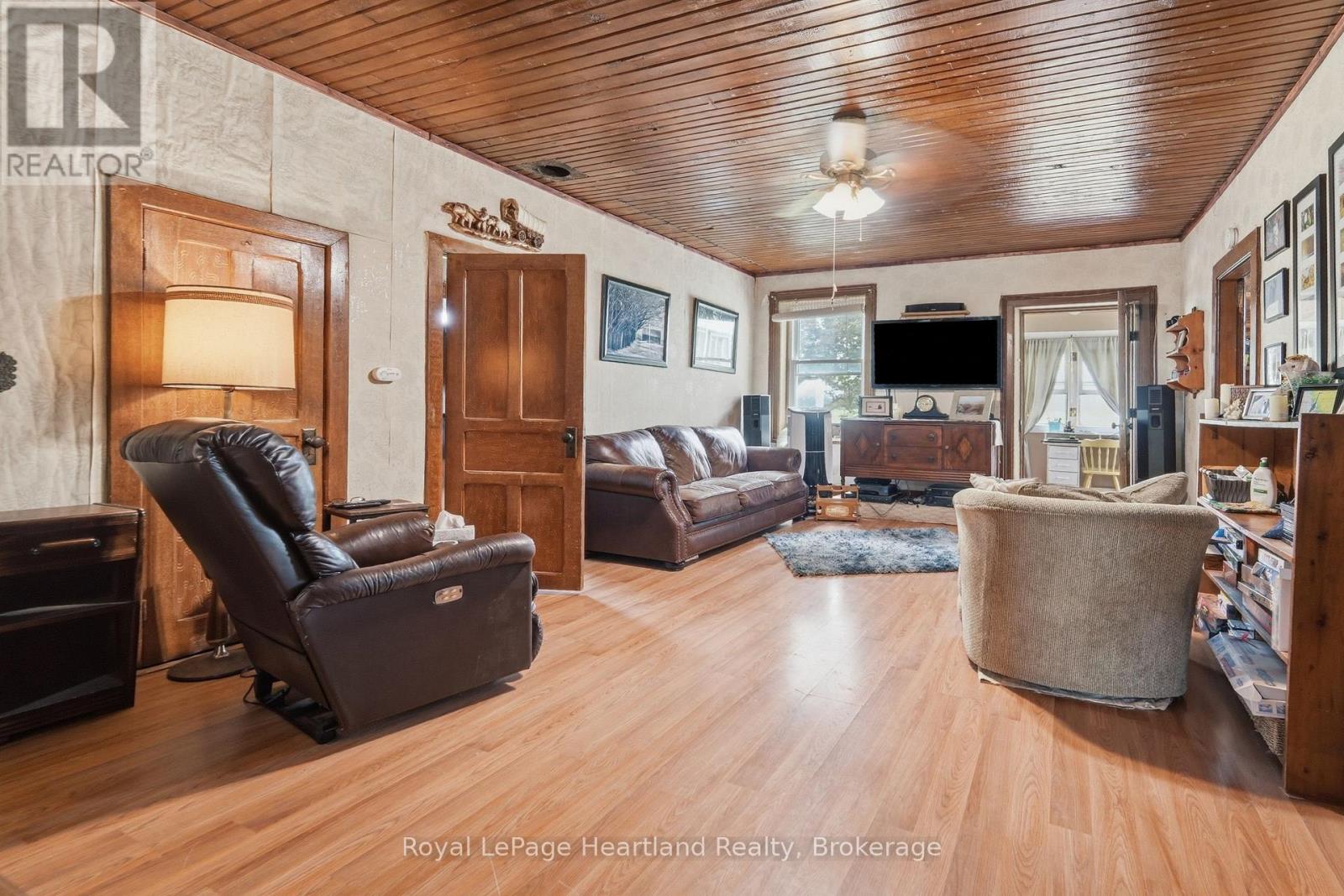 43882 Winthrop Road, Huron East, Ontario  N0K 1E0 - Photo 15 - X13509038
